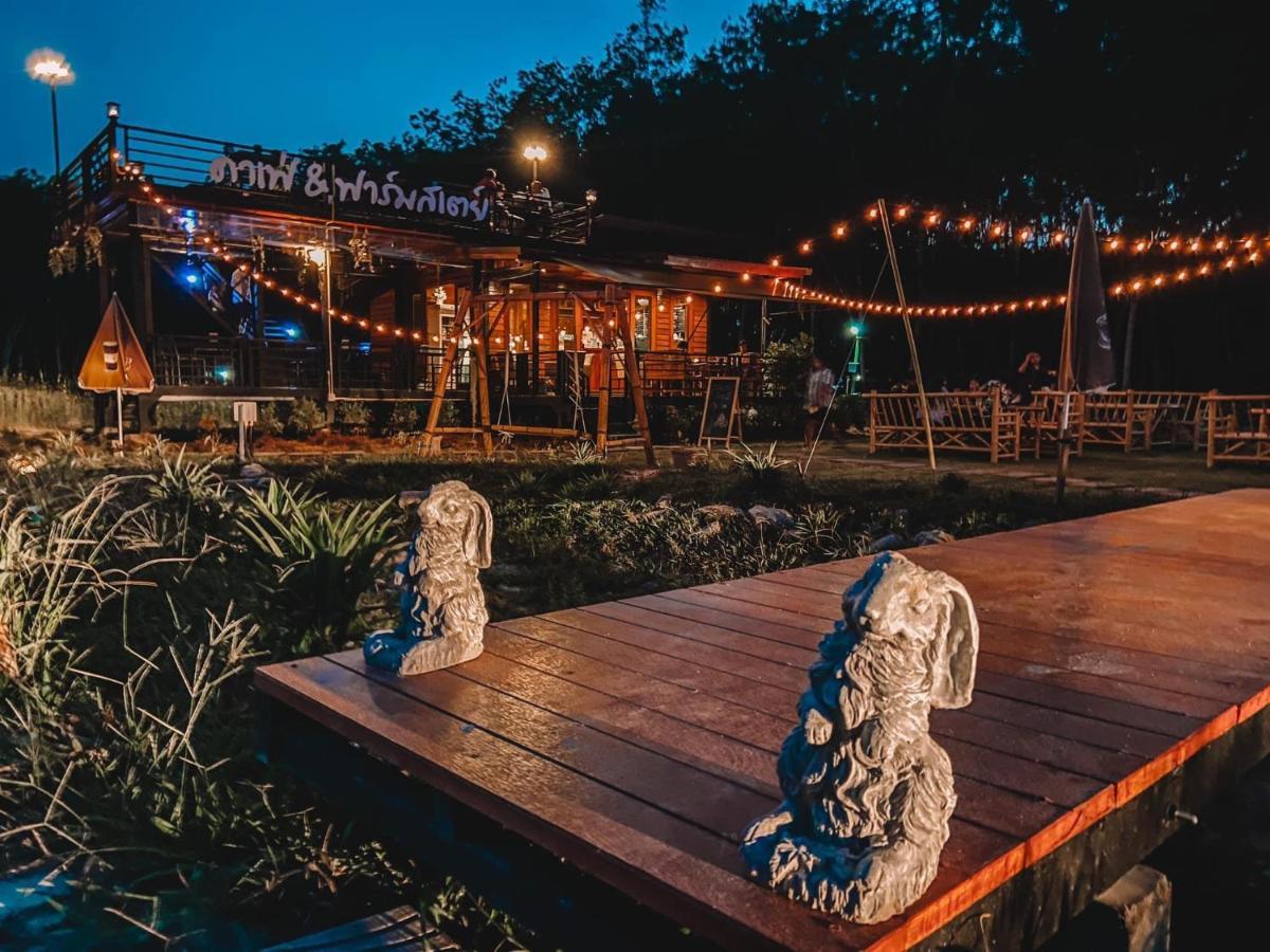 ไร่นาบัวหลวง คาเฟ่ & ฟาร์มสเตย์ Raina Bualuang Cafe & Farm Stay Ban Na No Extérieur photo